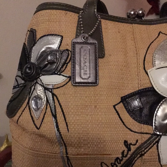 Hampton’s Archive 10th Anniversary by COACH - Picture 2 of 15